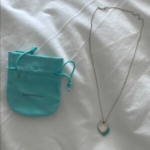 Women’s Return to Tiffany & Co. Blue double heart Pendant